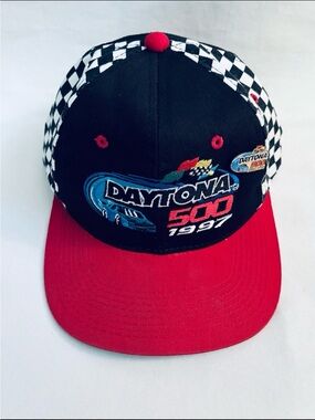 Vintage 1997 NASCAR DAYTONA 500 SnapBack